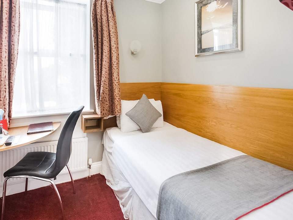 Standard Single Room, London