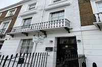 EN_LDN159_Standard Family of 3 Room