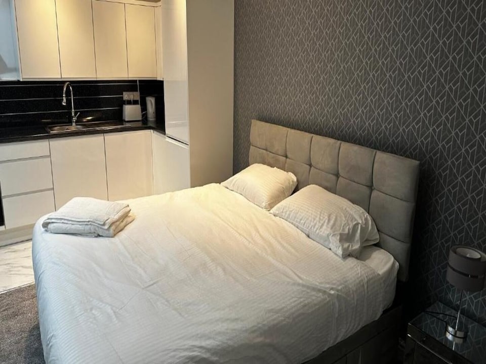 Standard Double Studio, Manchester