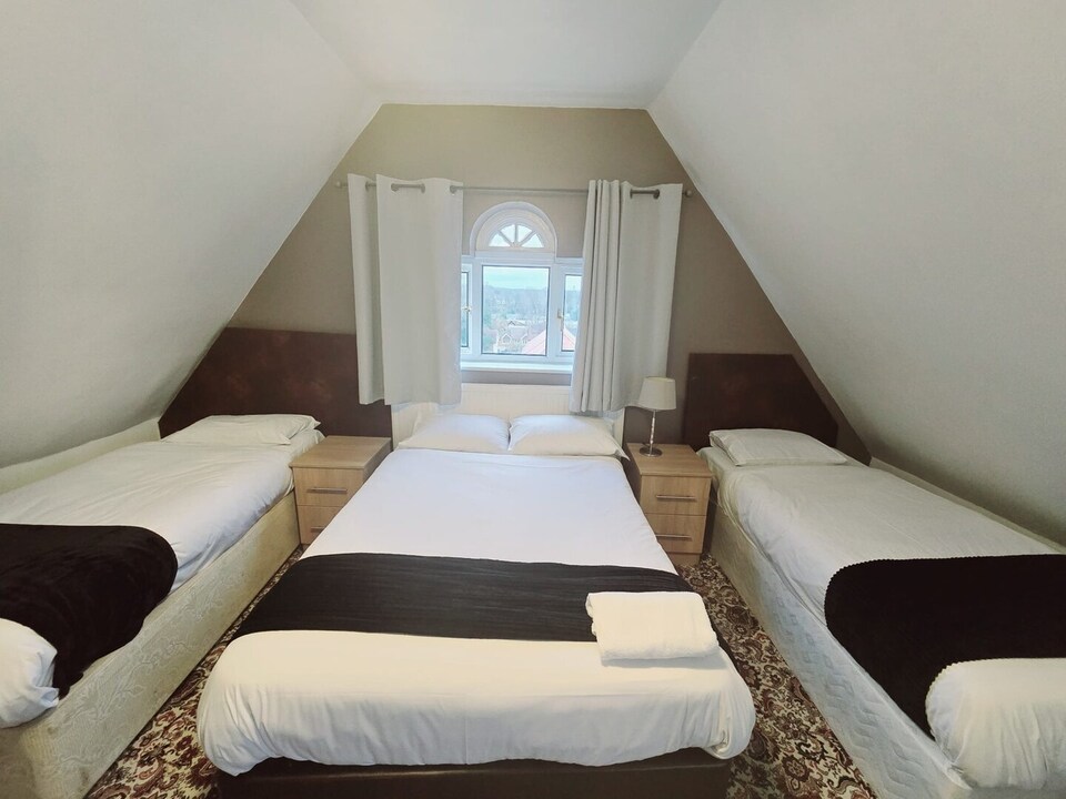 Standard Family Room for 4, Maidenhead