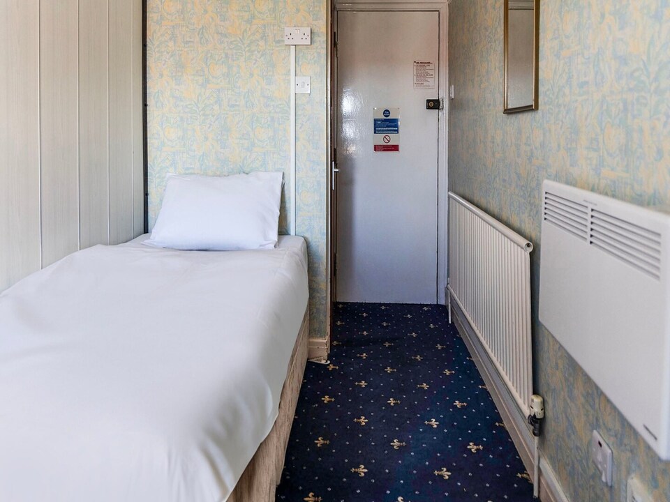 Standard Single Room, Blackpool