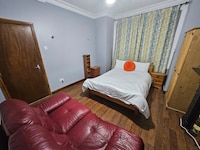 EN_SHH005_Standard Double Room - Shared