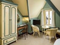 Standard Double Room with View
