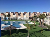 Appartement in Torrevieja voor 4 gasten