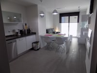 Helle Wohnung an der Küste
