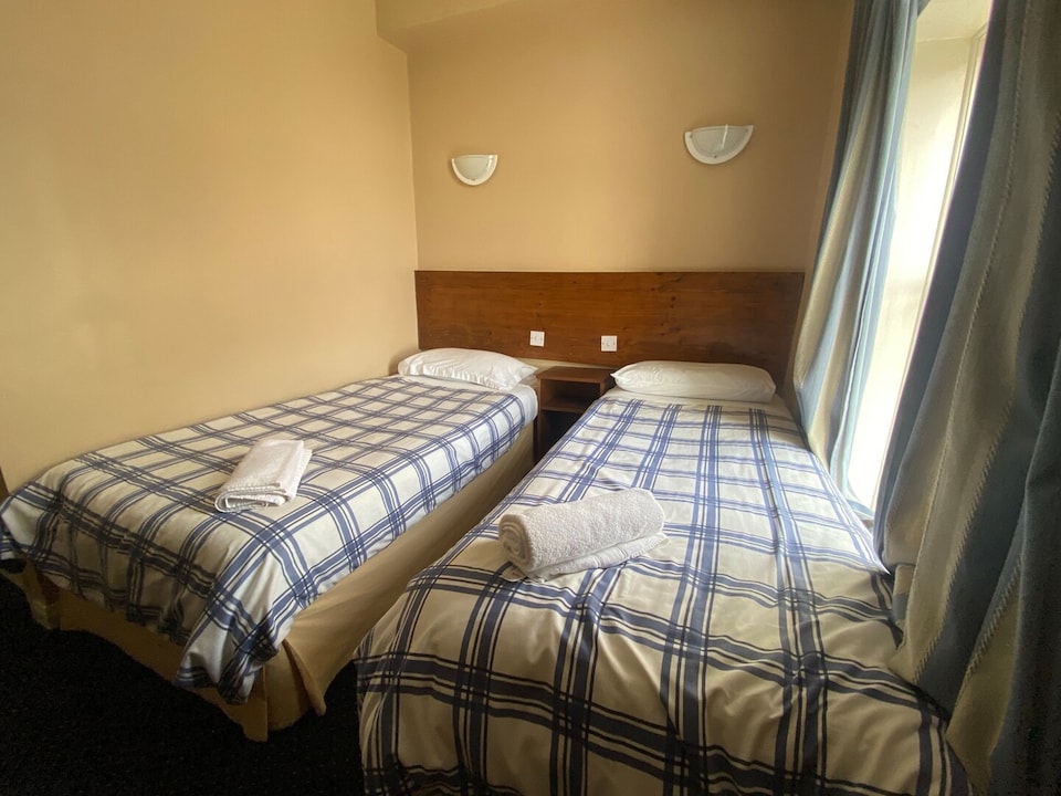 Standard Twin Room, Folkestone