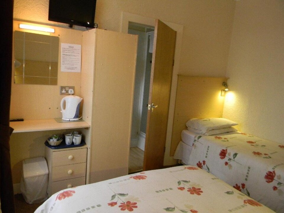 Compact Double Room, Blackpool