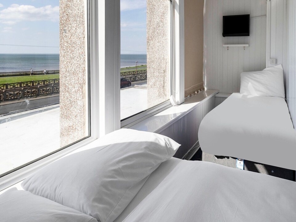 Standard Twin Room, Blackpool