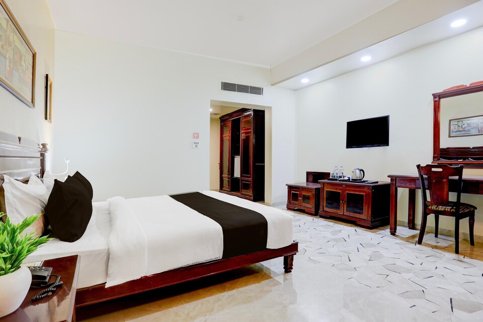 Palette Hotel And Resort Anand, Anand