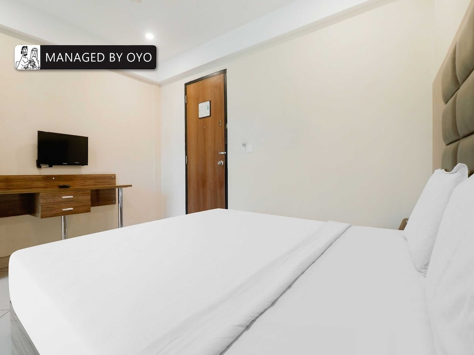 Super Townhouse Edassery Resort, Upputhara