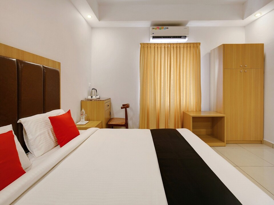 Townhouse Edasserys Kalamassery Tourist Home, Kochi