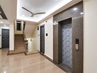 Townhouse OAK Sayhallo Ecstasy