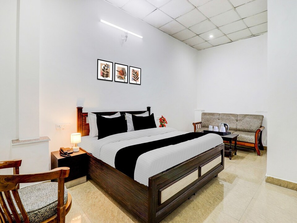 Classic Bhagwan Guest House, Dehradun