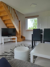 Komfortables Ferienhaus, Sauna, Angelteich