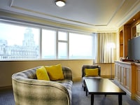 Superior Family of 3