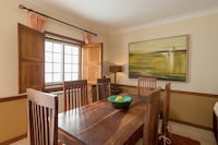 Accogliente cottage con piscina a Vila Flor