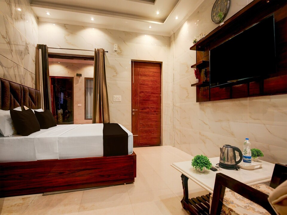 Townhouse Naya Gaon, Chandigarh
