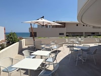 Appartamento con terrazza vicino alla spiaggia