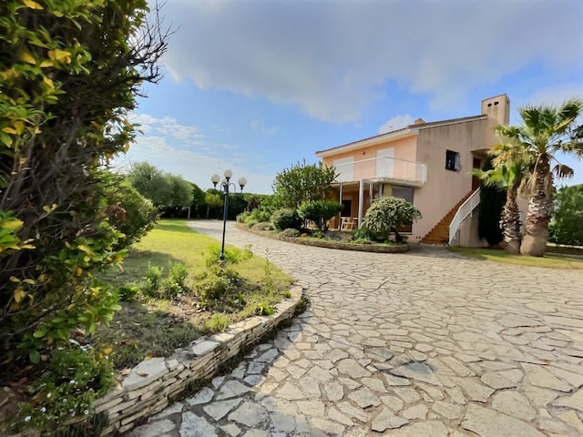 Villa mit Pool für 10 Gäste