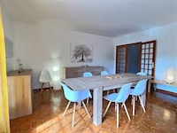 Villa mit Pool für 10 Gäste