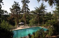 Alojamiento en el castillo: 1 dormitorio y 4 plazas con acceso a la piscina y al parque
