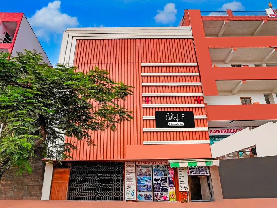 Collection O Sector 121 Gaur City Mall Noida, Noida