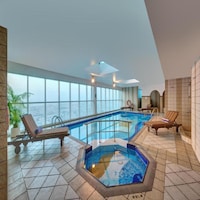 Deluxe King Downtown Dubai with Rooftop Pool