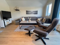 8 person holiday home in Urangsvåg