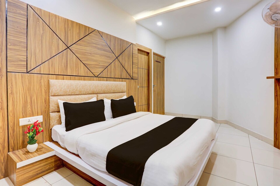 Townhouse Oak Model Town Rohtak, Rohtak