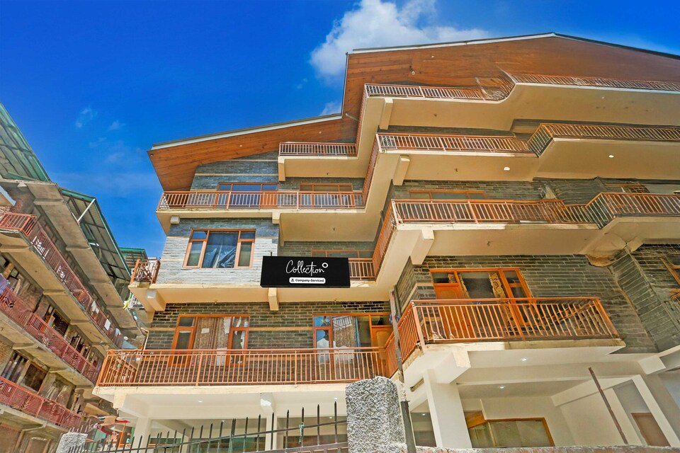 Collection O Model Town Road, Manali