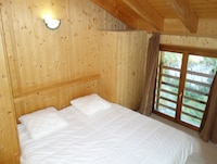 Apartment in Veysonnaz with balcony