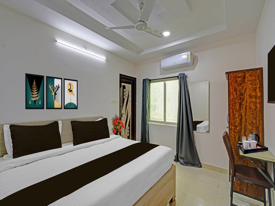 Classic Ayaan Signature Suites, Hyderabad