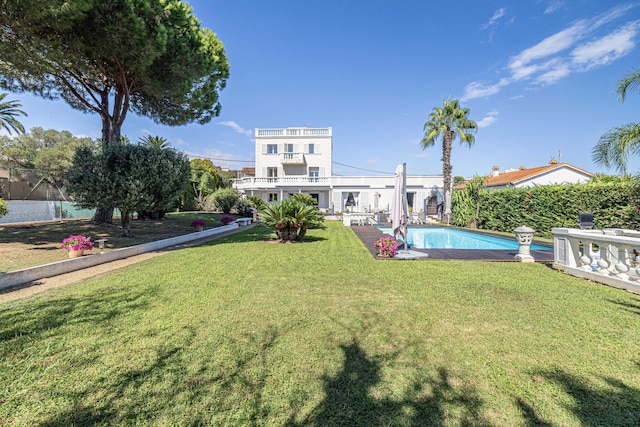 Villa con aria condizionata, 8 camere da letto e 15 posti letto, piscina e tennis – Antibes