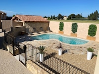 Boerderij met zwembad in de Provence