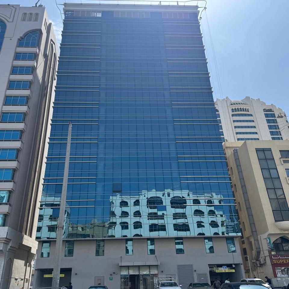 Modern Deluxe 1-Bedroom in Downtown | Stylish, Abu Dhabi