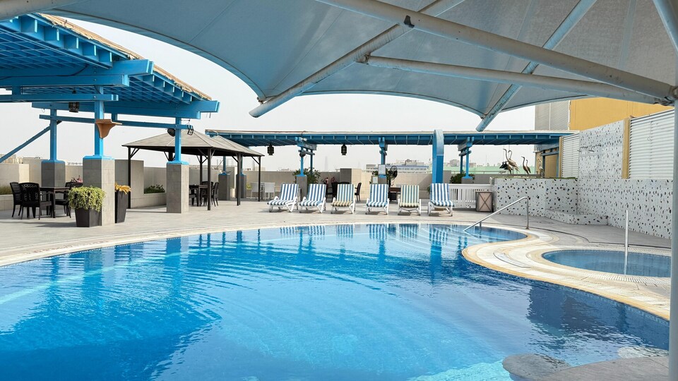 Comfortable Superior Twin Room Near Deira Hotspots, Dubai