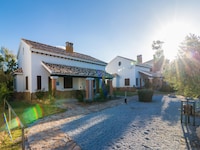 Ibipozo-huis met 2 slaapkamers en zwembad