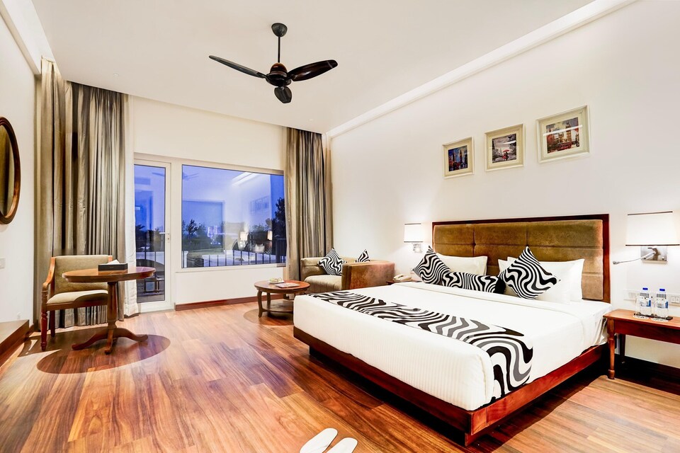 Sunday Resort & Spa Manesar Gurugram, Gurugram