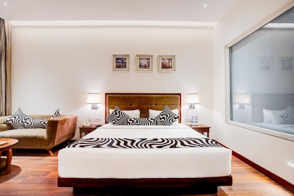 Sunday Resort & Spa Manesar Gurugram, Gurugram