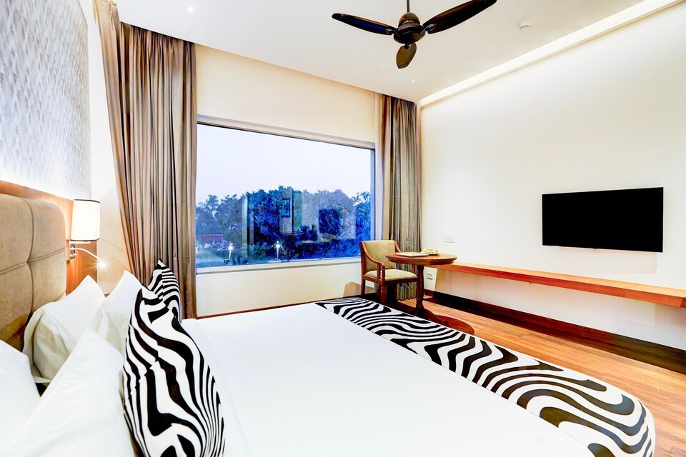 Sunday Resort & Spa Manesar Gurugram, Gurugram