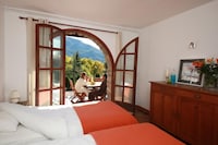 Vakantiehuis met sauna, Saint-Sauveur