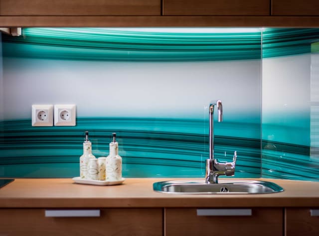 Riverside Pines Luce Apartments with Balcony - One Bedroom Apartment with Balcony