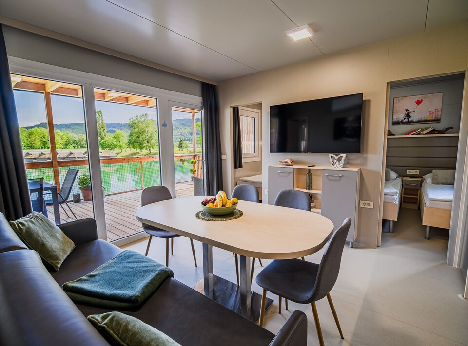 Three Bedroom Mobile Home 15/020