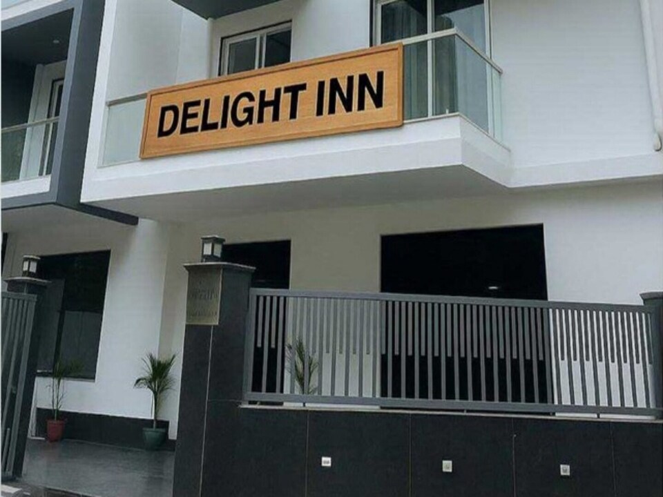 Townhouse OAK Hotel Cloud Bay, Gurugram