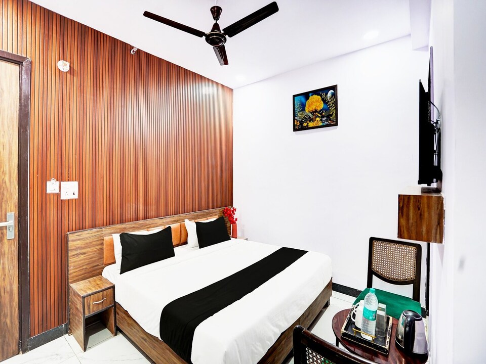 Collection O Hotel Star Inn, Ghaziabad