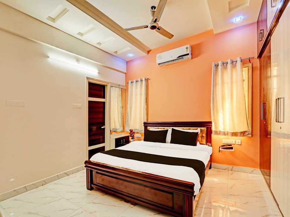 Collection O Q Suites Madhapur, Hyderabad