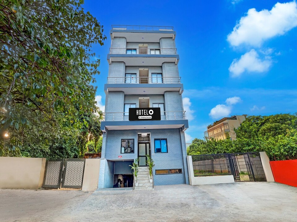 Classic Hotel O DLF Phase 1, Gurugram