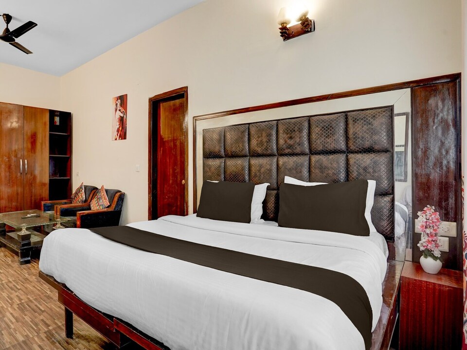 Hotel O Ashtley Hall Dehradun Daichi, Dehradun