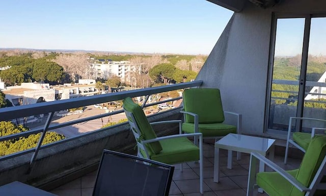 LUCHE - 113 - DE CLUB