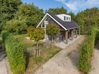 Modern vakantiehuis vlakbij het strand